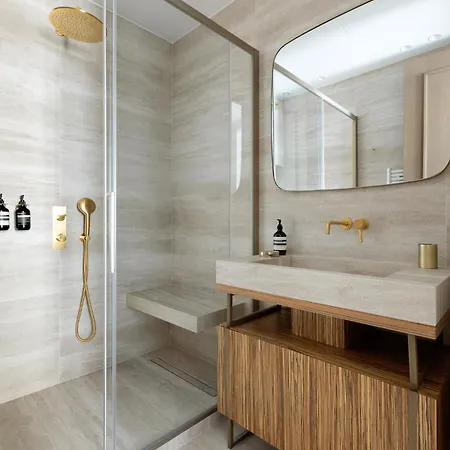Highstay - Luxury Serviced - North Marais 2 Apartment